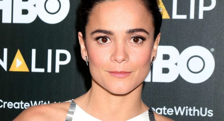 Alice Braga Without Cosmetics