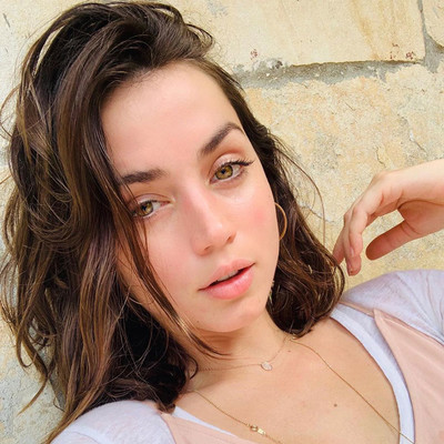 Ana de Armas Without Makeup Photo