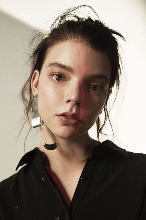 Anya Taylor-Joy No Makeup Natural Look