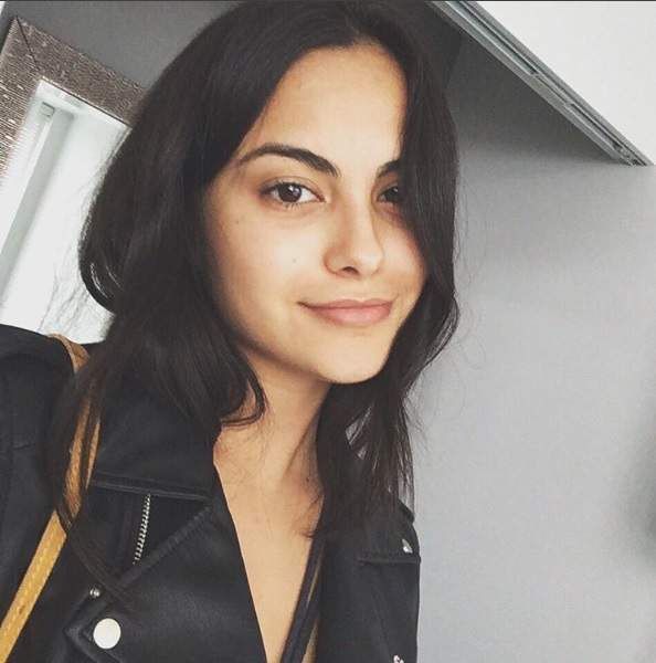 Camila Mendes No Makeup