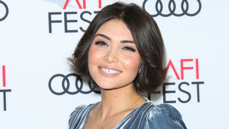 Daniella Pineda Without Makeup Photo