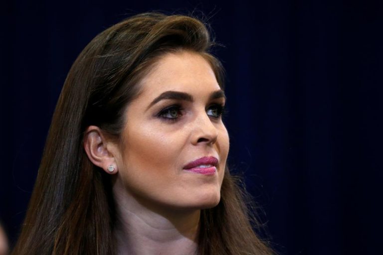 Hope Hicks Without Makeup Photo