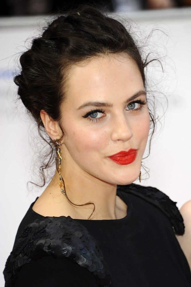 Jessica Brown Findlay No Makeup Natural Look