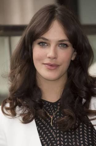 Jessica Brown Findlay Without Makeup Photo