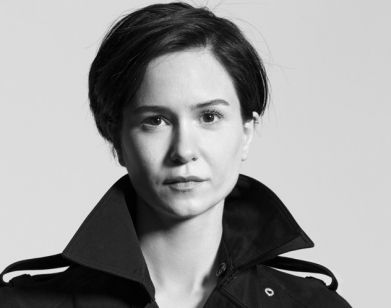 Katherine Waterston Without Makeup Photo