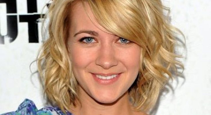 Meredith Hagner Without Cosmetics