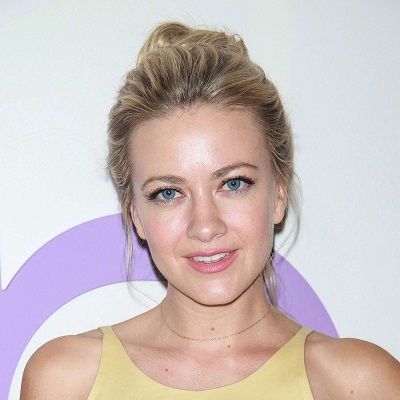 Meredith Hagner Without Makeup Photo