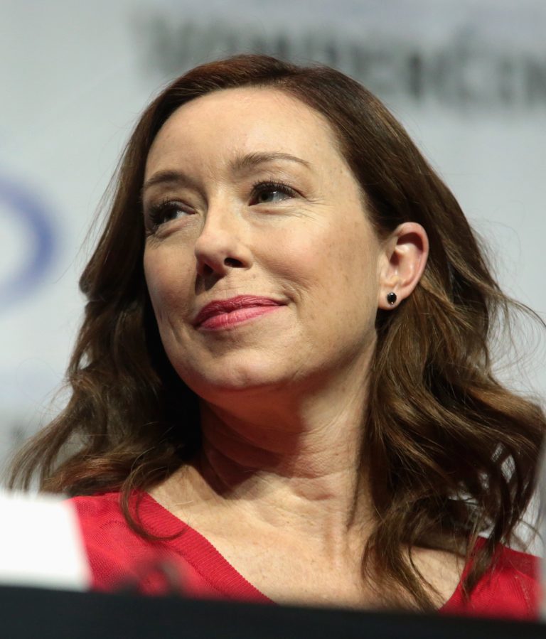 Molly Parker Without Makeup Photo