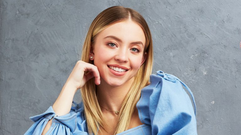 Sydney Sweeney No Makeup Natural Look