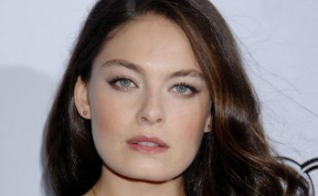 Alexa Davalos Without Cosmetics