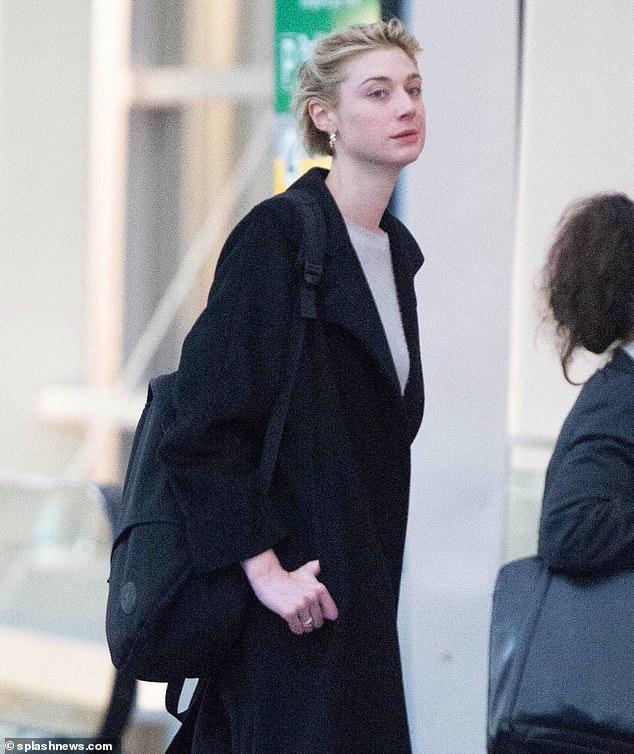 Elizabeth Debicki No Makeup