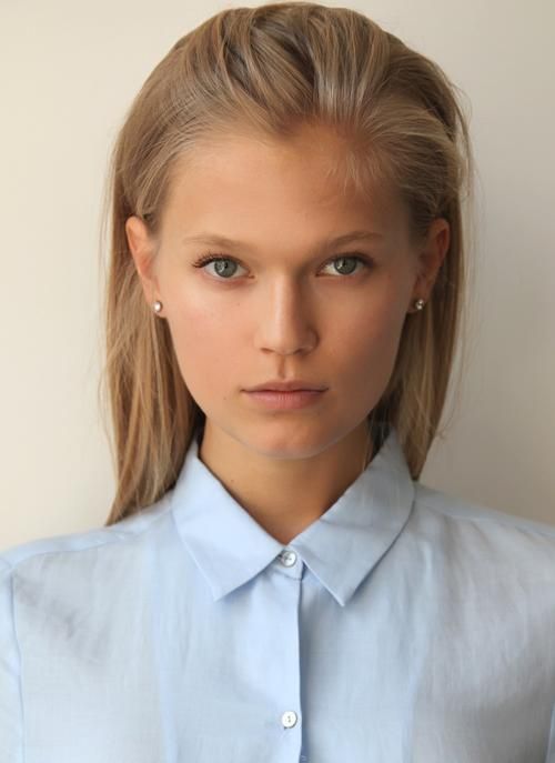 Vita Sidorkina No Makeup Natural Look