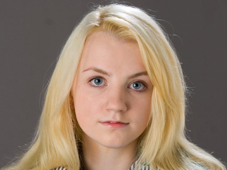 Evanna Lynch No Makeup