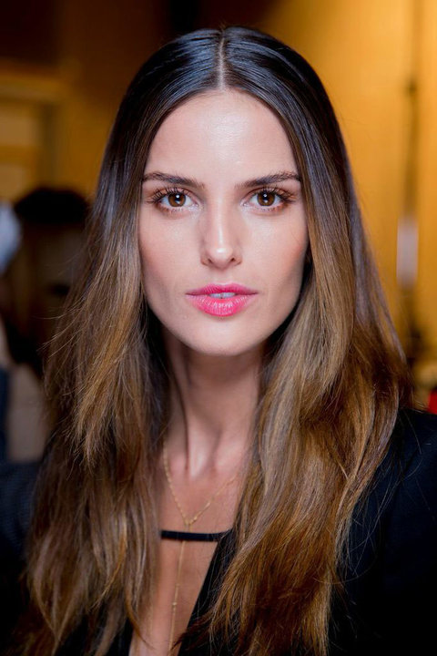 Izabel Goulart No Makeup