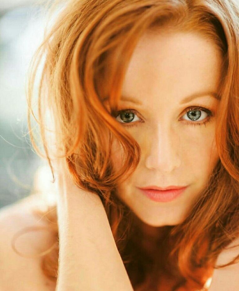 Lindy Booth Without Makeup Photo