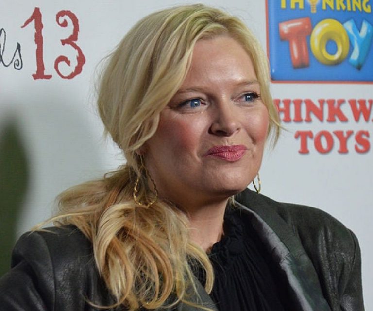 Melissa Peterman No Makeup