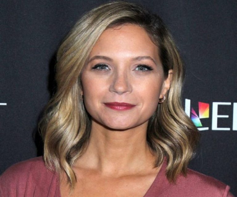 Vanessa Ray No Makeup Natural Look