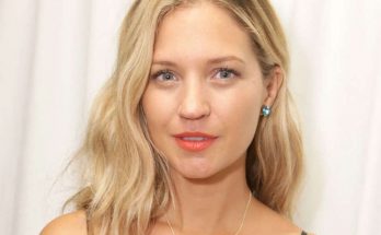 Vanessa Ray Without Cosmetics