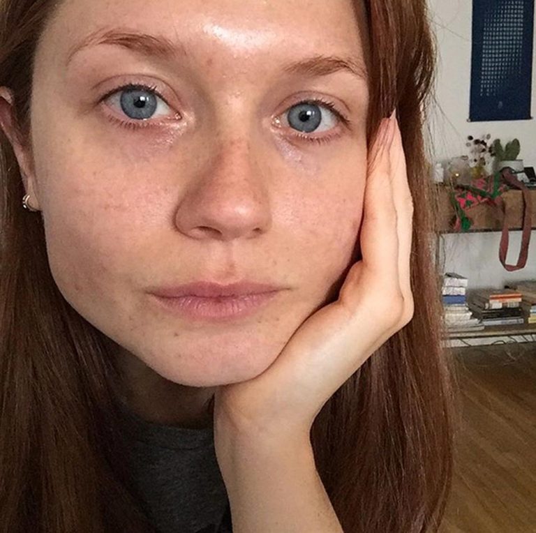 Bonnie Wright Makeup-free