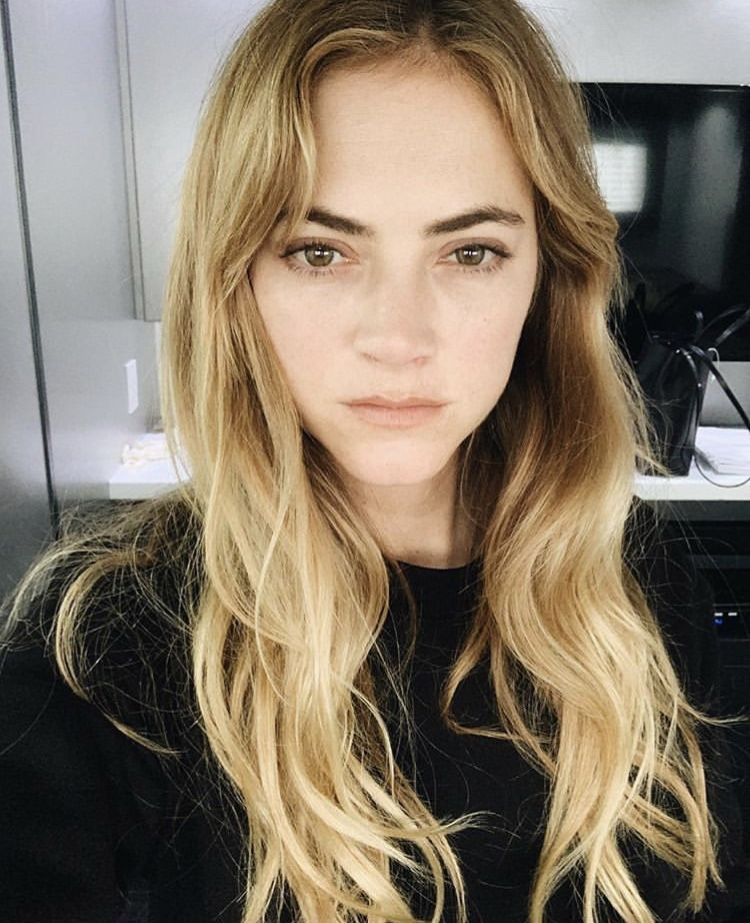 Emily Wickersham No Makeup