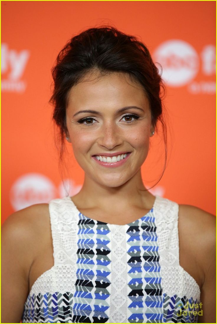 Italia Ricci No Makeup Natural Look