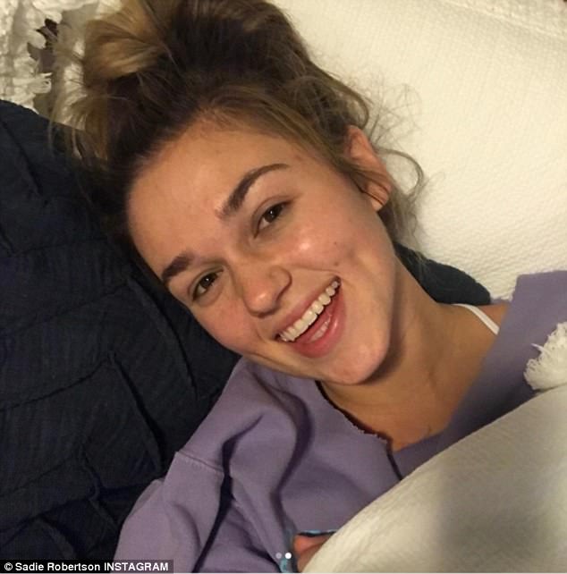 Sadie Robertson No Makeup