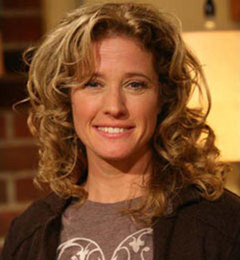 Nancy Travis Without Makeup Photo