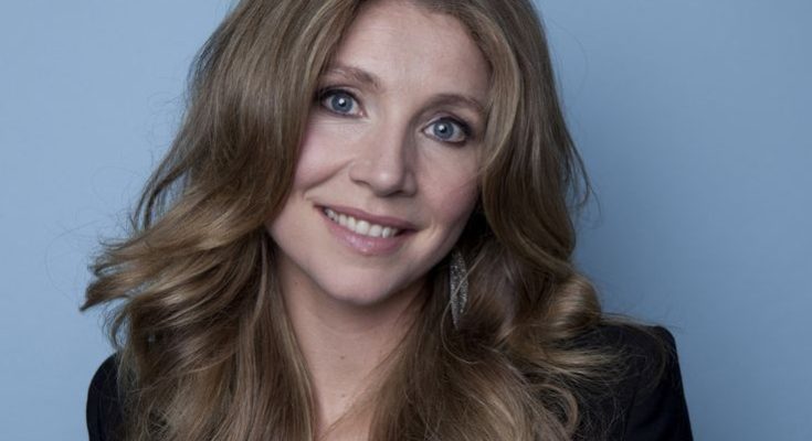 Sarah Chalke Without Cosmetics