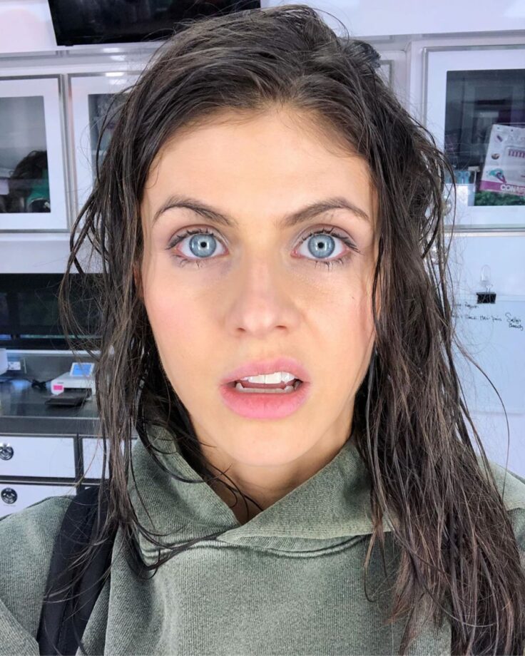 Alexandra Daddario Without Makeup