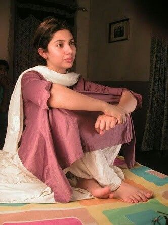 Mahira Khan No Makeup