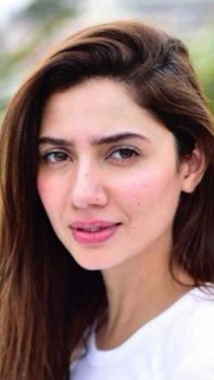 Mahira Khan Without Makeup